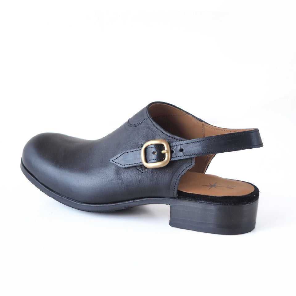 Back strap shoes（Ladies）
